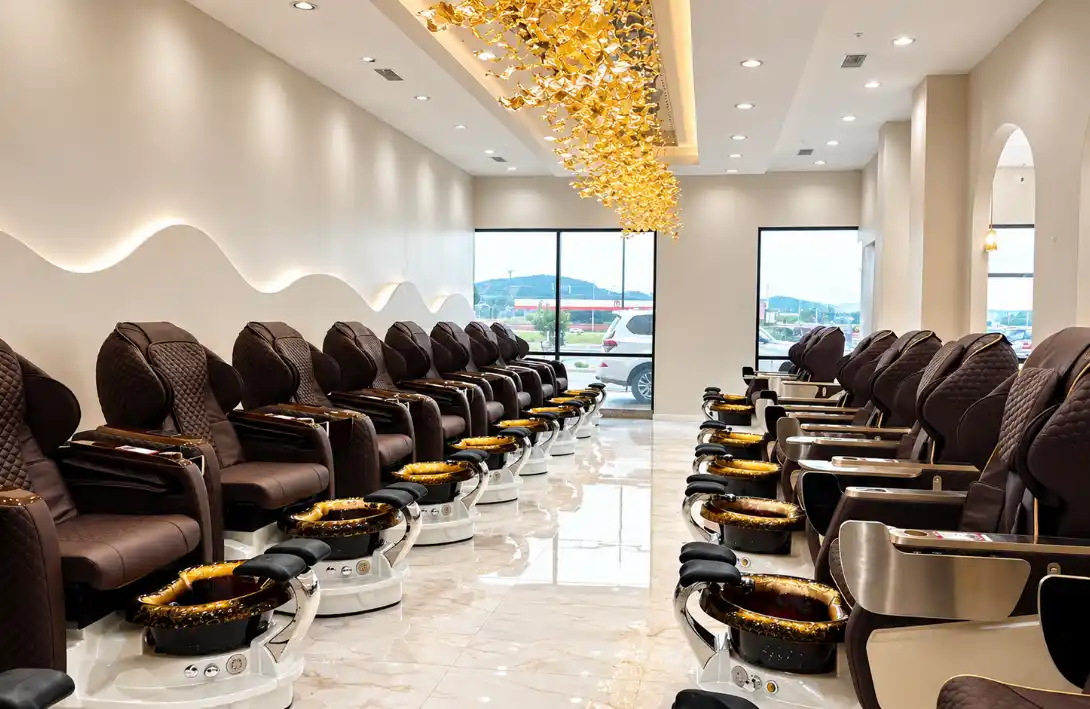 Nail design gallery image 1